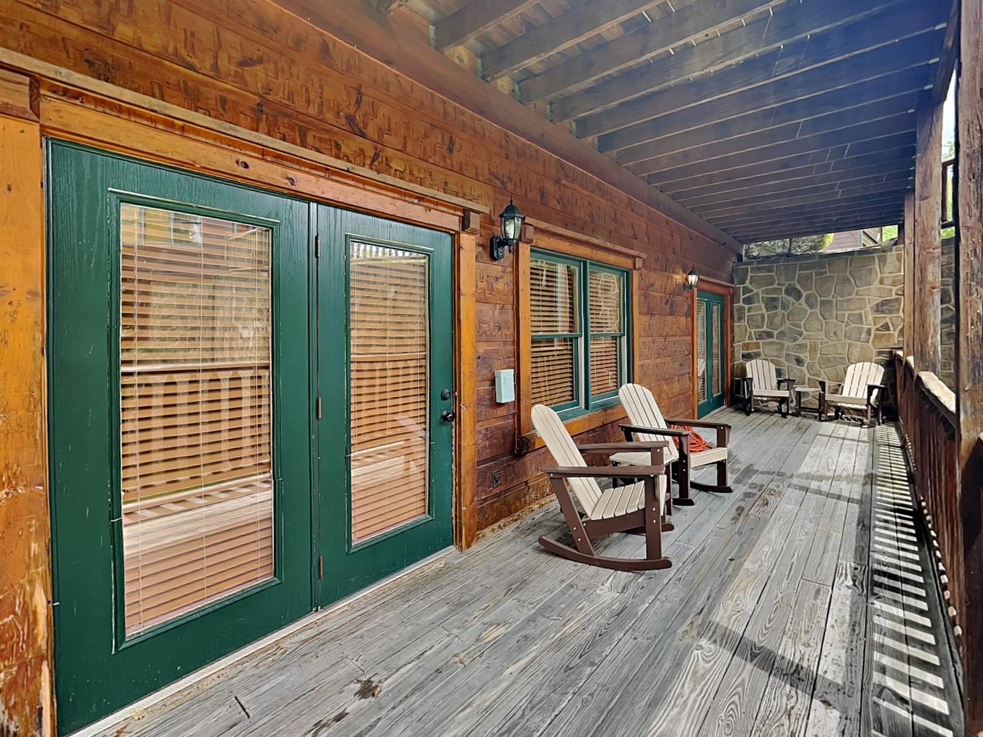 The Great Escape Ii, 5 Bedrooms, Sleeps 17, Game Room, Pool Access, Theater Гатлинбург Экстерьер фото