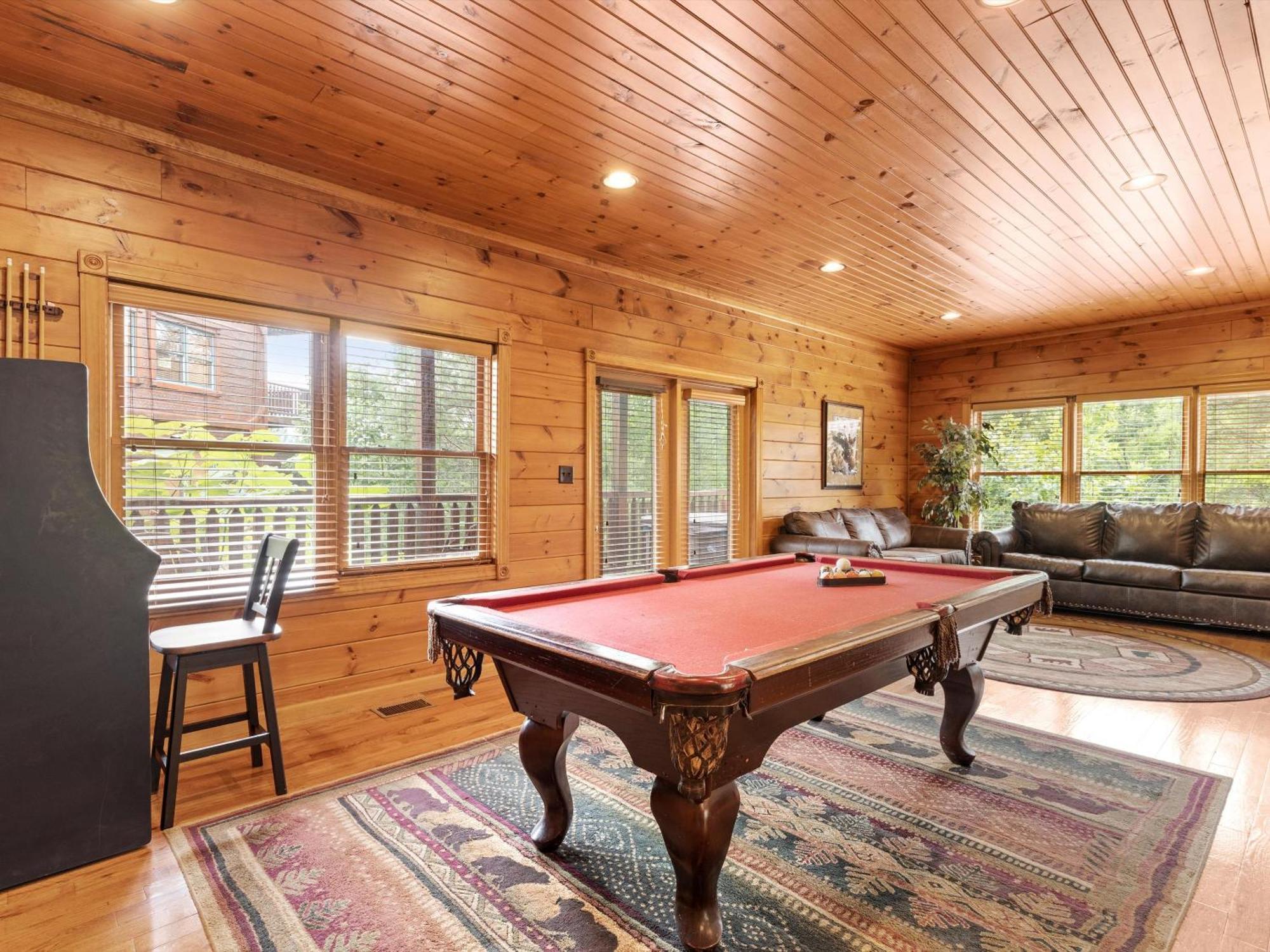 The Great Escape Ii, 5 Bedrooms, Sleeps 17, Game Room, Pool Access, Theater Гатлинбург Экстерьер фото