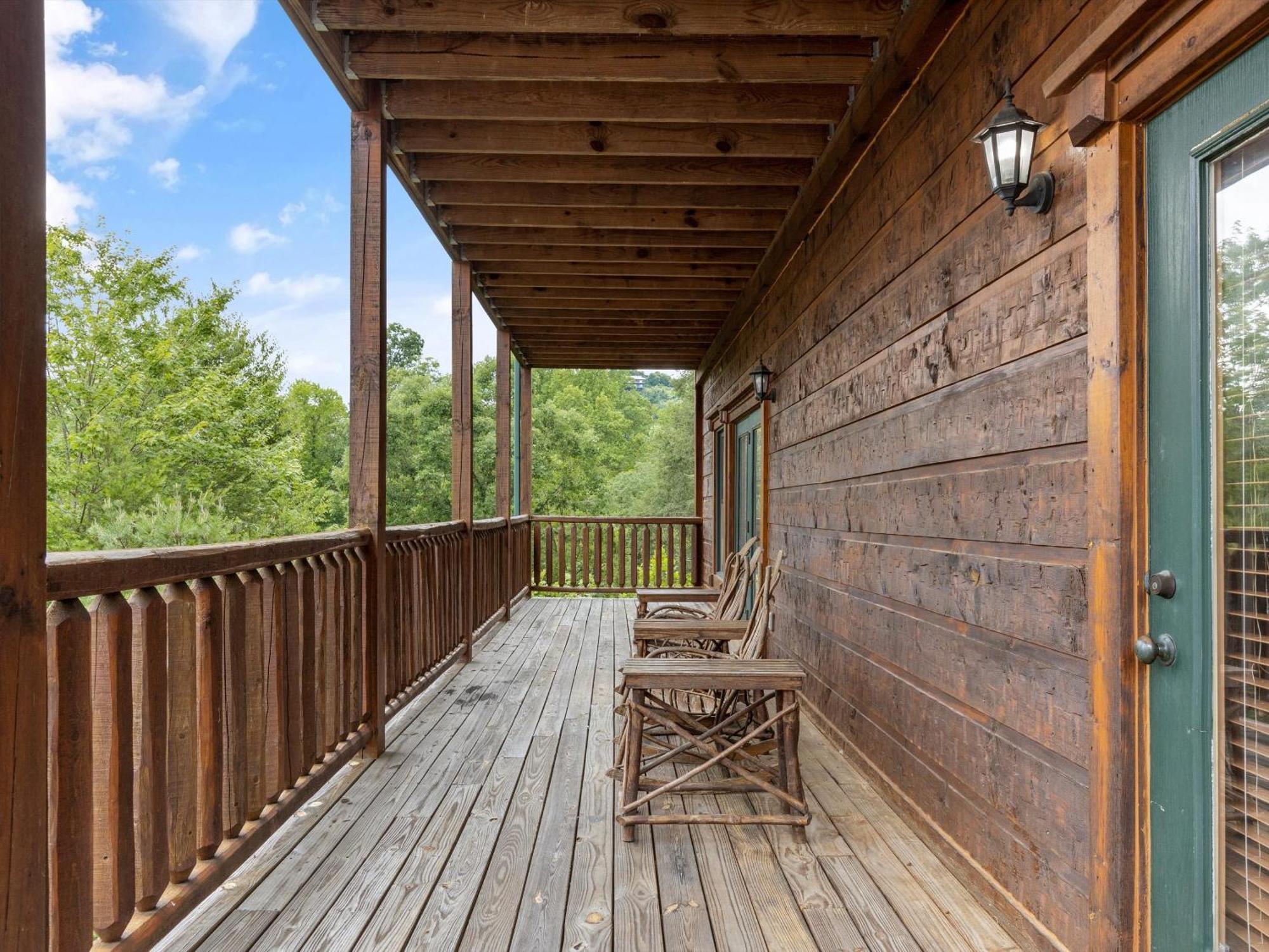 The Great Escape Ii, 5 Bedrooms, Sleeps 17, Game Room, Pool Access, Theater Гатлинбург Экстерьер фото